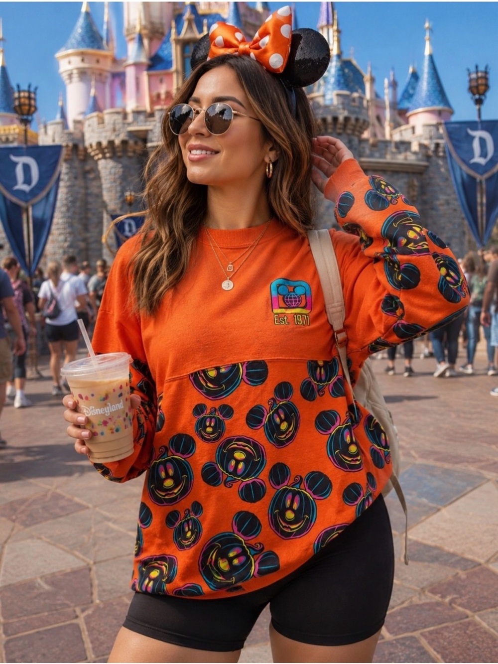 Disneyworld Halloween Orange Long Sleeve Crew Mickey Pumpkin Print Size L